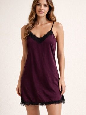 Tahari Women XS Plum Purple Satin Lace Trim Sleepwear Chemise Nightie